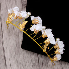Load image into Gallery viewer, Headdress New Glorious Korean Style MORI Series Flower Garland Wedding Dress White Hair Accessories Studio Marriage Accessories
